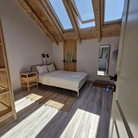 Apartment Small Attic With Private Bathroom Bucharest